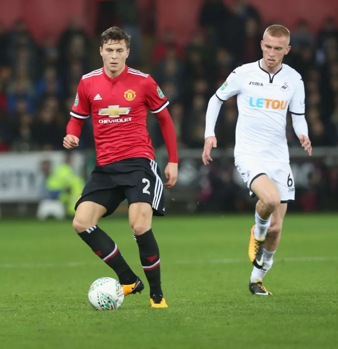 更是在多次 更是在多次